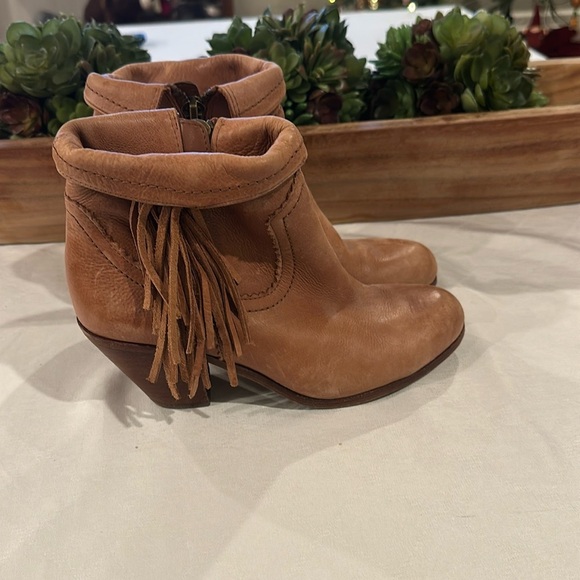 SAM EDELMAN Louie Fringe Zip Up‎ Ankle Boots booties  women’s size 7 - Picture 1 of 8